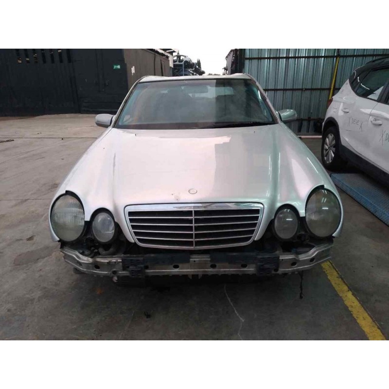mercedes-benz clase e (w210) berlina diesel del año 2000