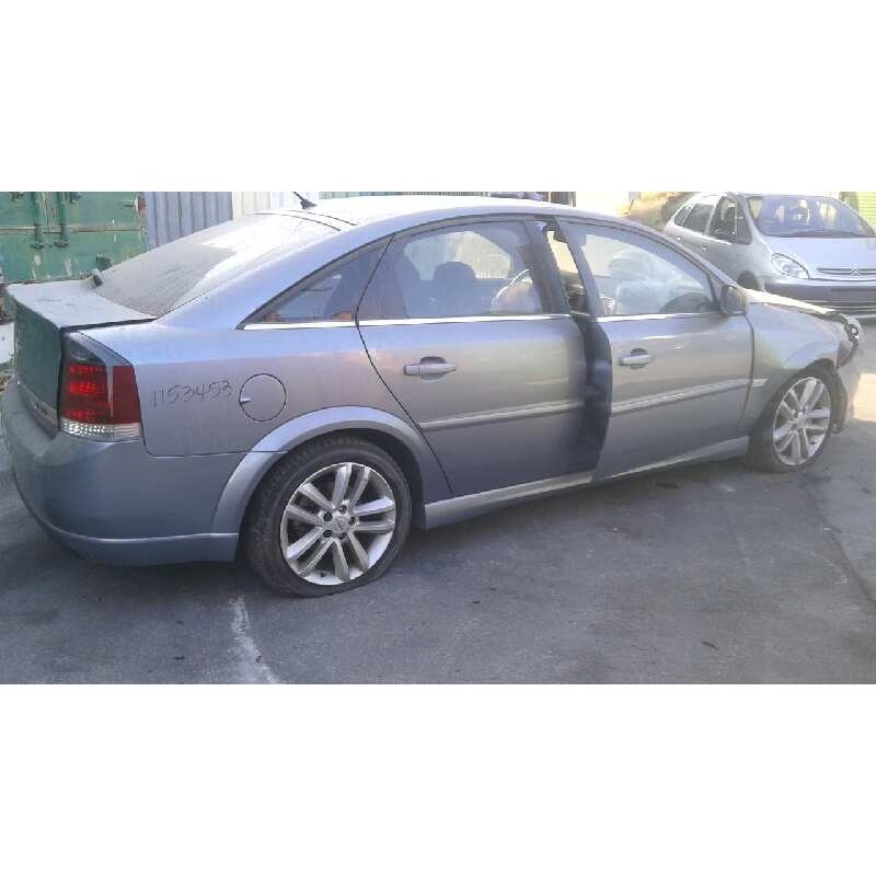 opel vectra c berlina del año 2005