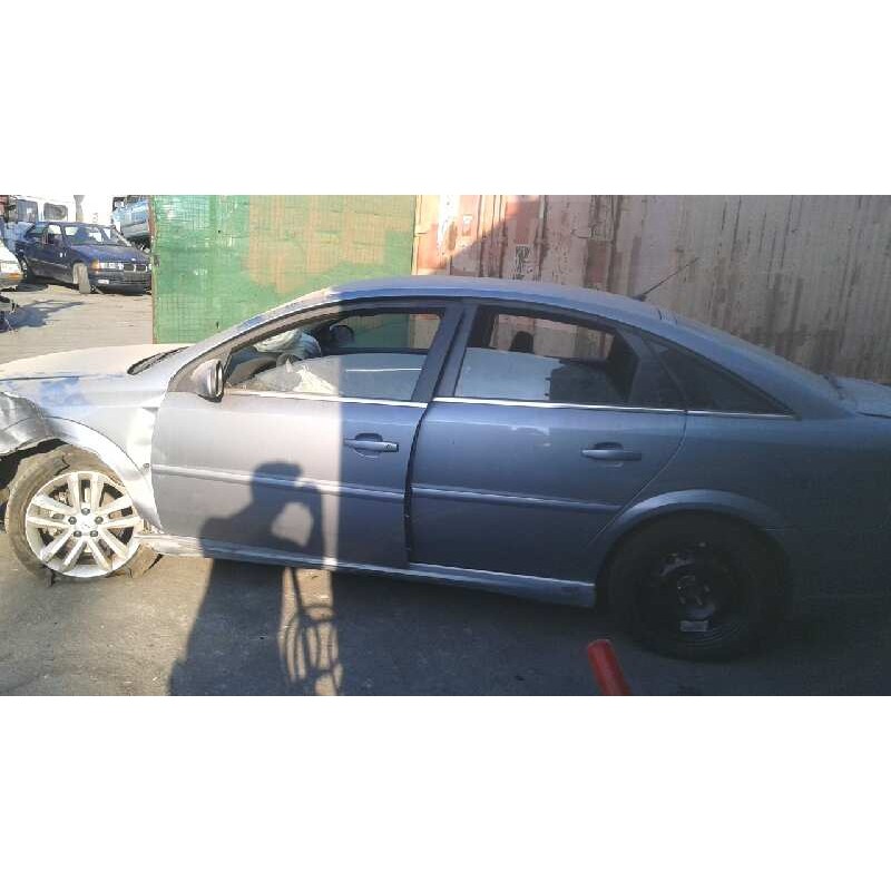 opel vectra c berlina del año 2005
