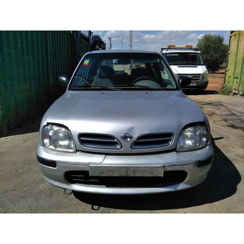 nissan micra (k11) del año 2000