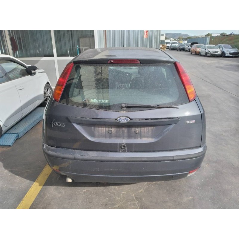 ford focus berlina (cak) del año 2003