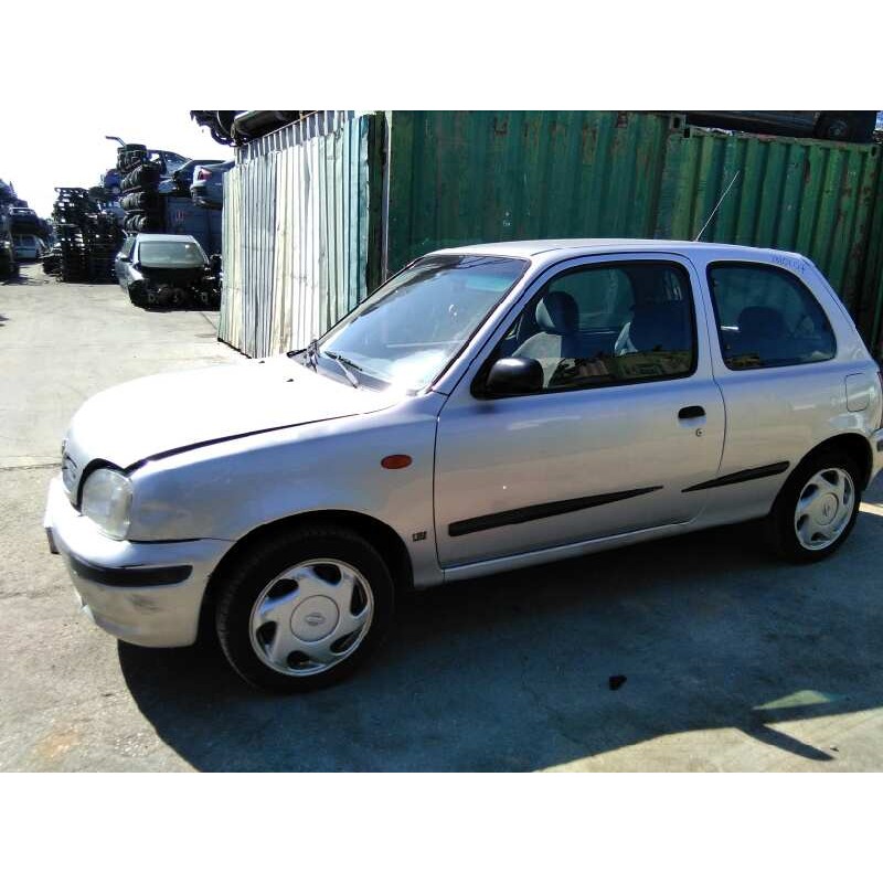 nissan micra (k11) del año 2000