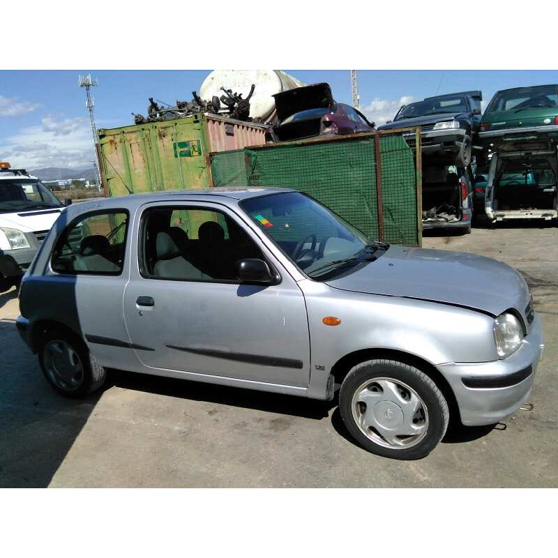 nissan micra (k11) del año 2000