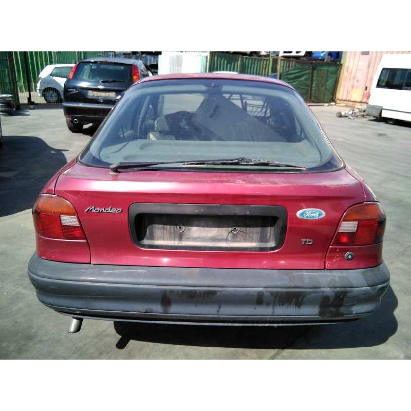 ford mondeo berlina/familiar (fd) del año 1996