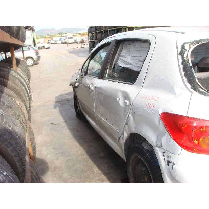 peugeot 307 (s1) del año 2001