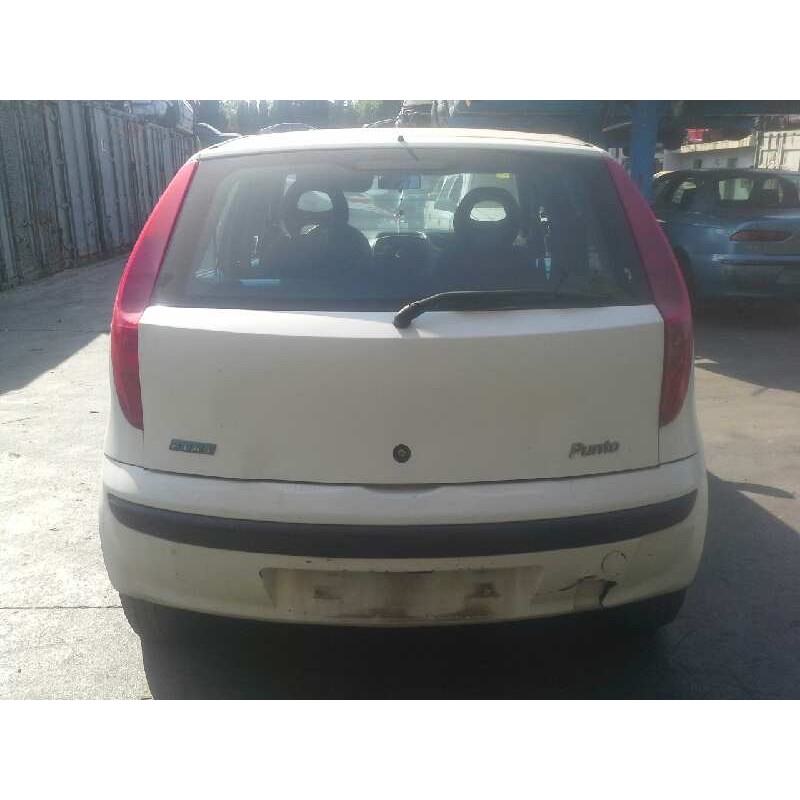 fiat punto berlina (188) del año 2001