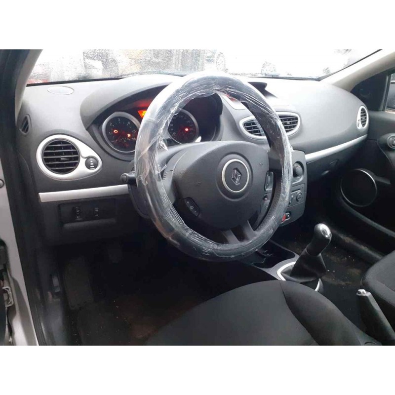 renault clio iii del año 2006