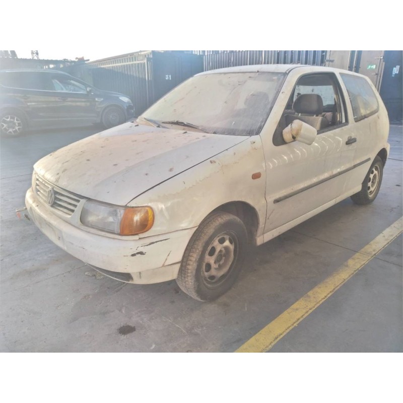 volkswagen polo berlina (6n1) del año 1996