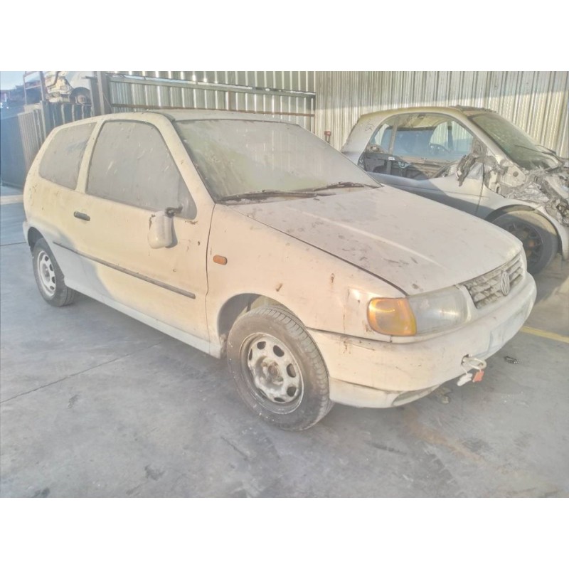 volkswagen polo berlina (6n1) del año 1996