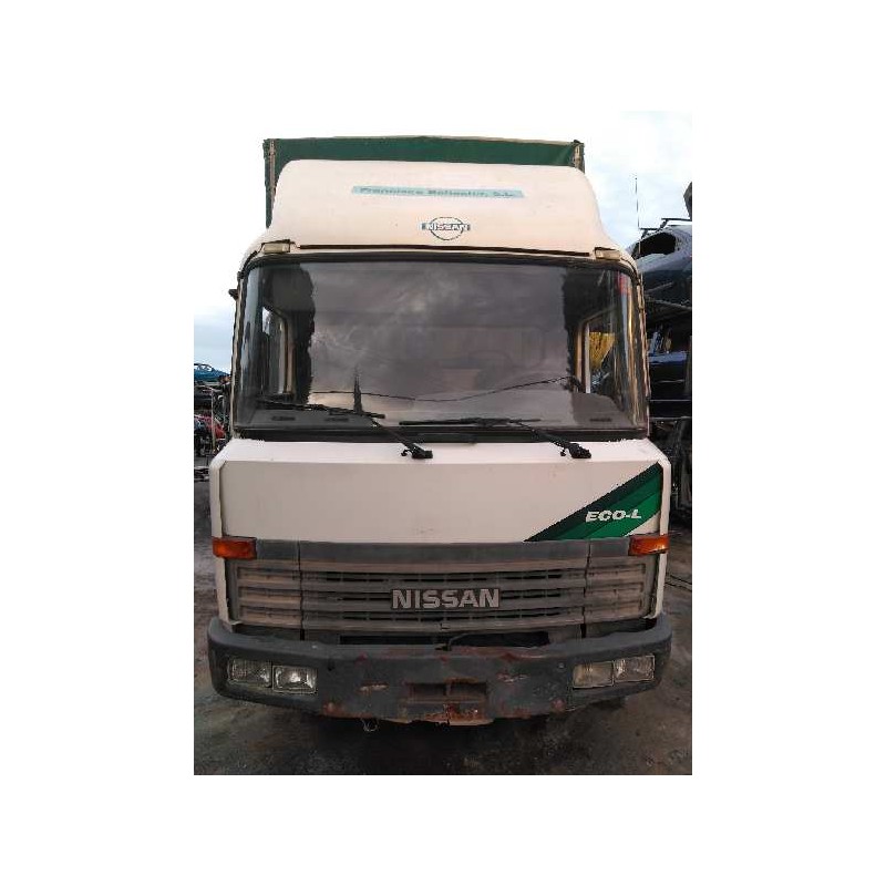 nissan serie l del año 1997