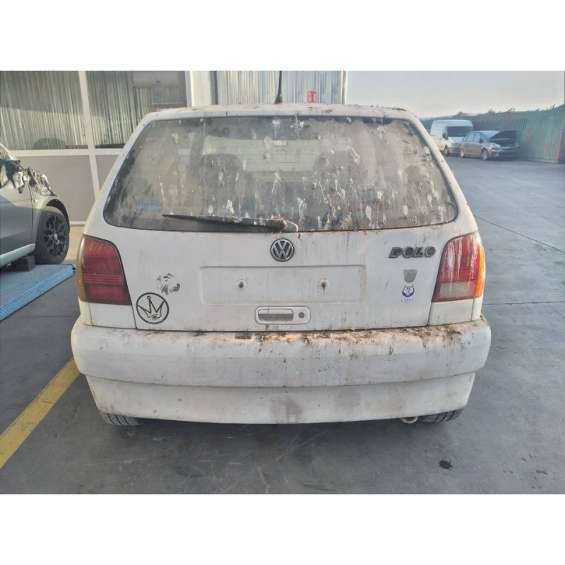 volkswagen polo berlina (6n1) del año 1996