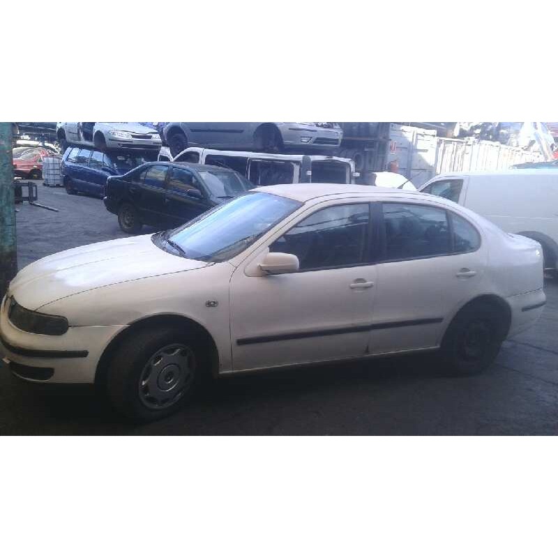 seat toledo (1m2) del año 2001
