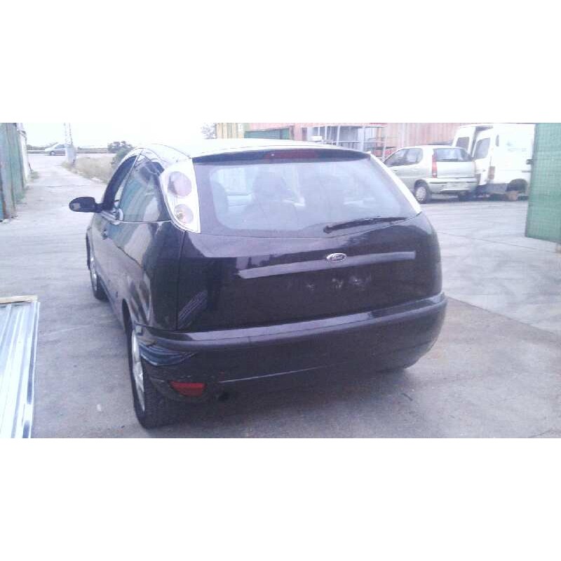 ford focus berlina (cak) del año 2003