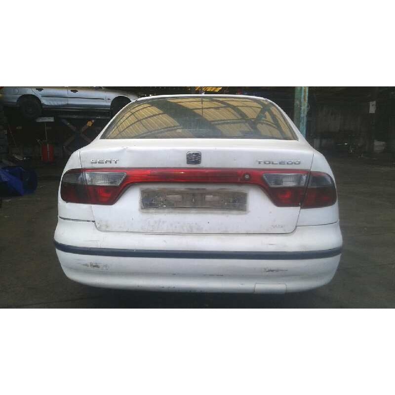 seat toledo (1m2) del año 2001