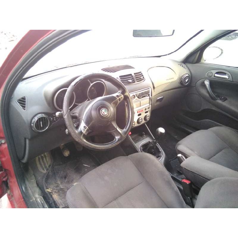 alfa romeo 147 (190) del año 2001