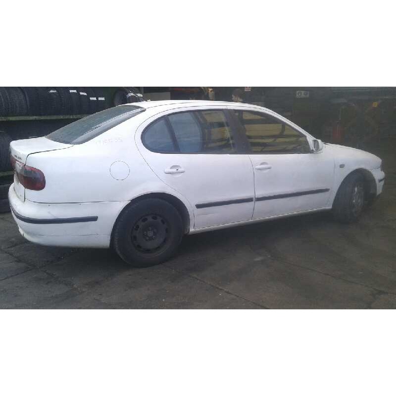 seat toledo (1m2) del año 2001