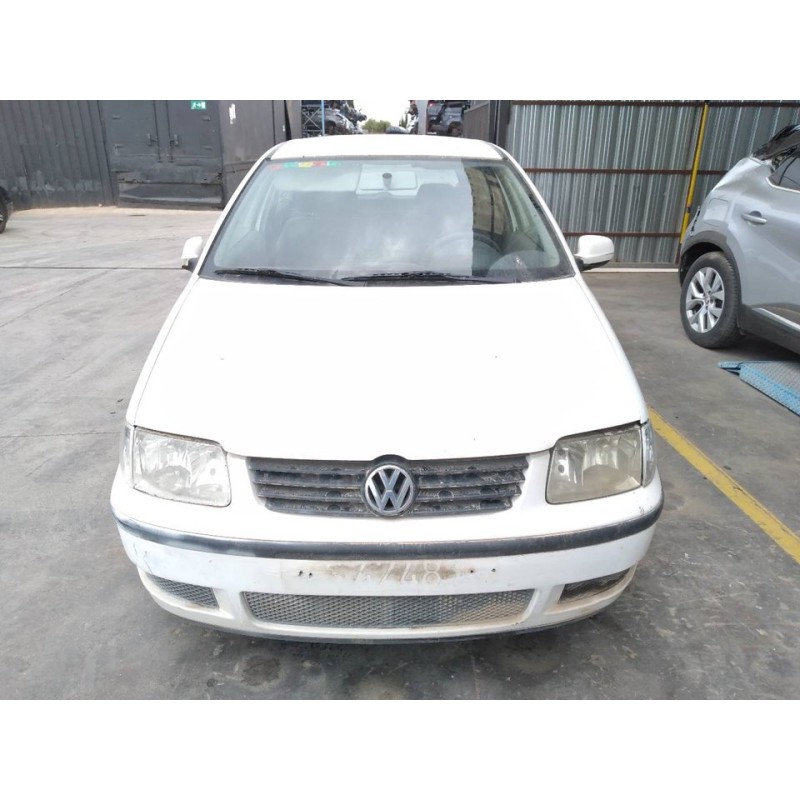 volkswagen polo berlina (6n2) del año 2000