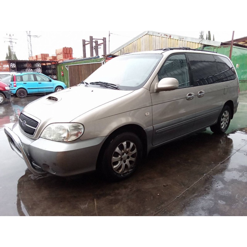 kia carnival ii del año 2004