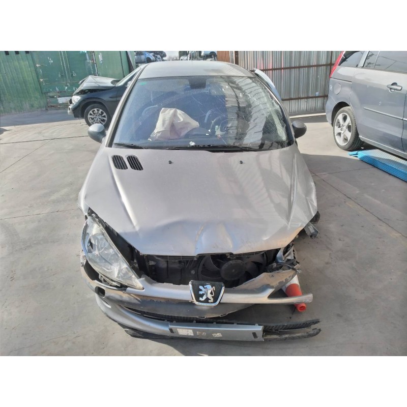 peugeot 206 berlina del año 2005