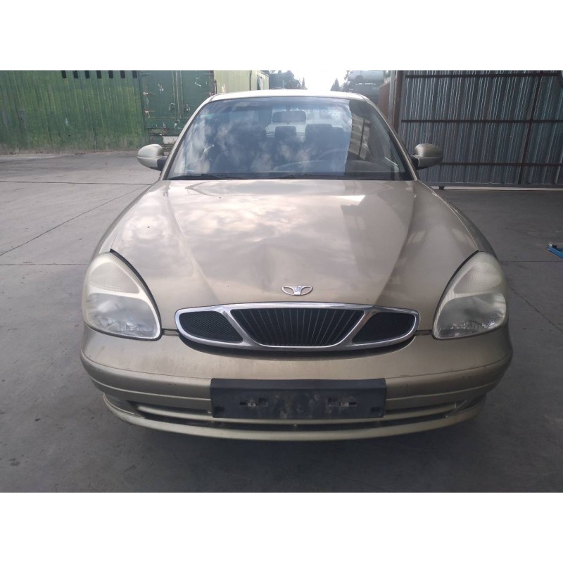 daewoo nubira berlina del año 2002