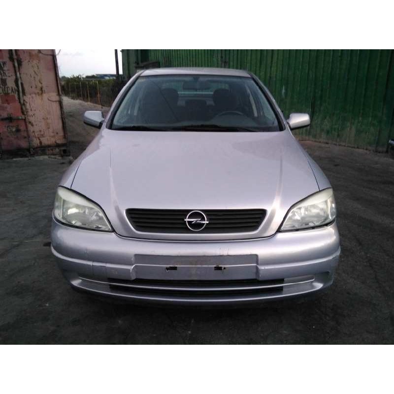 opel astra g berlina del año 2001