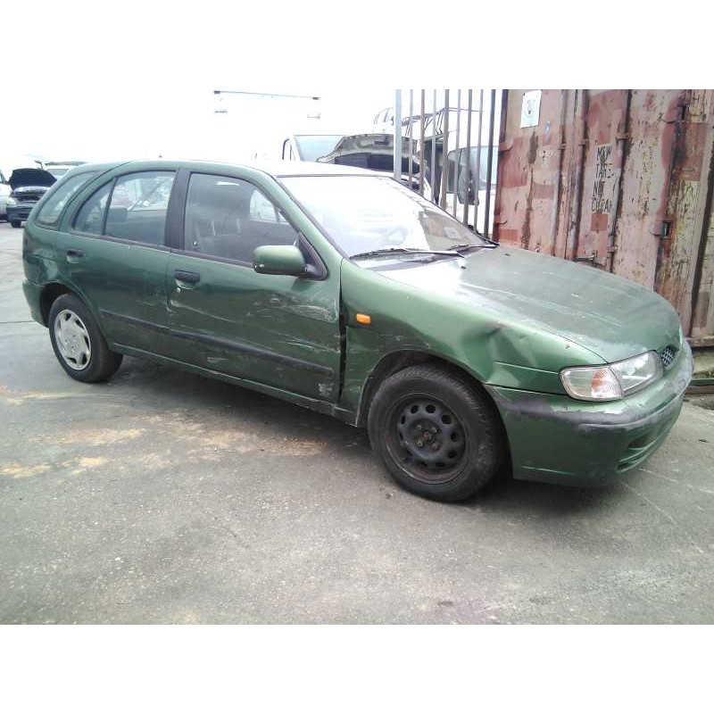nissan almera (n15) del año 1999