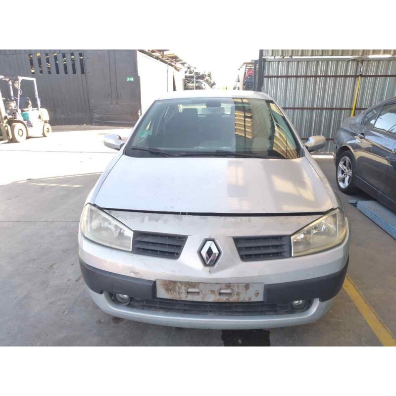 renault megane ii classic berlina del año 2007