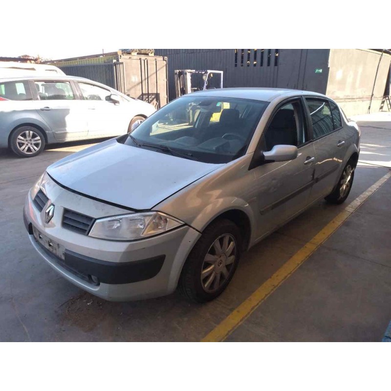 renault megane ii classic berlina del año 2007