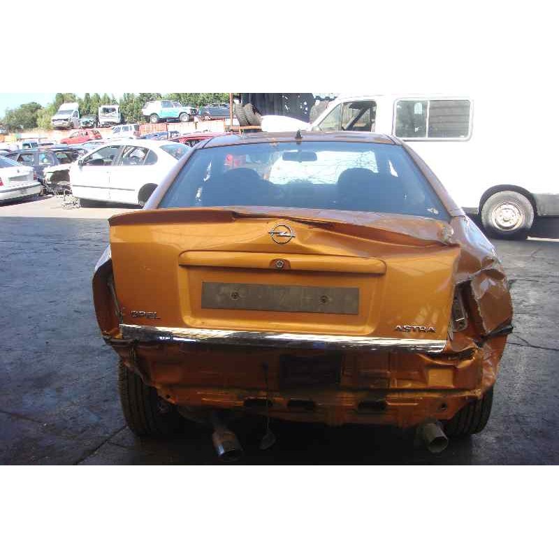 opel astra g coupé del año 2001