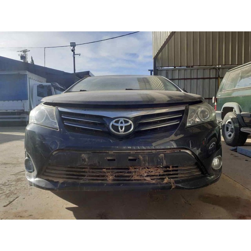 toyota avensis (t27) del año 2012