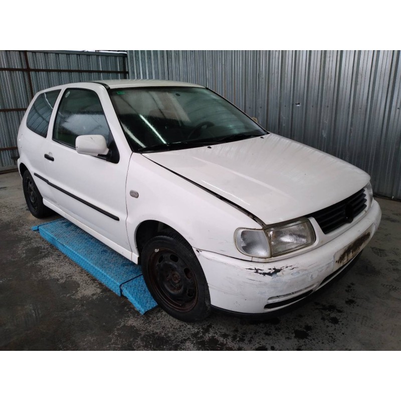 volkswagen polo berlina (6n1) del año 1998
