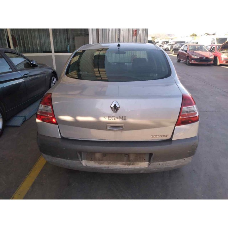 renault megane ii classic berlina del año 2007