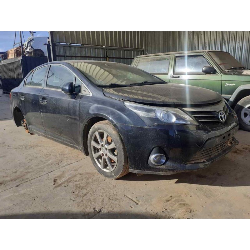 toyota avensis (t27) del año 2012