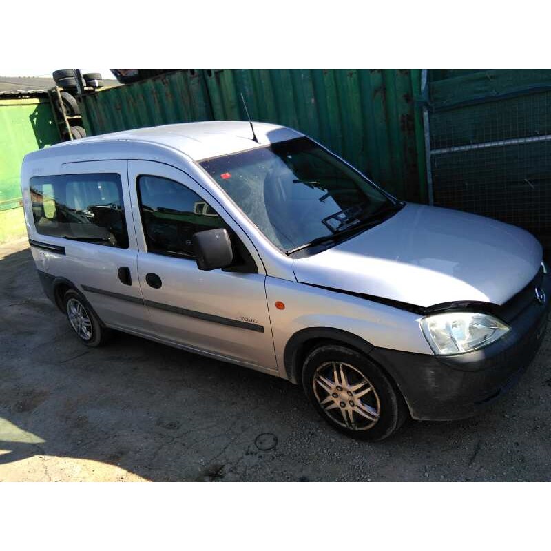 opel combo (corsa c) del año 2003