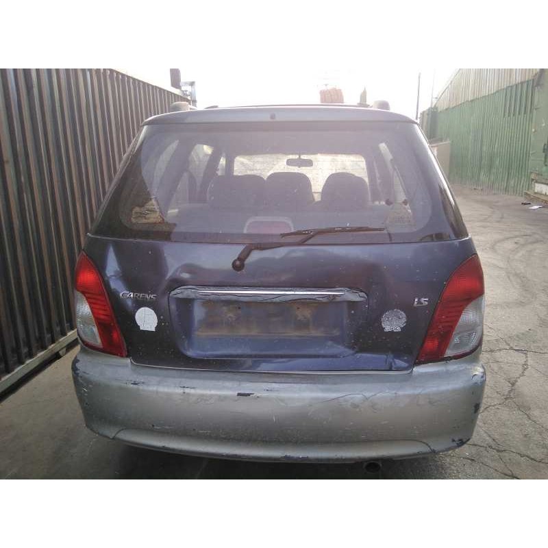 kia carens del año 2000