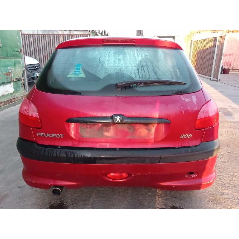 peugeot 206 berlina del año 2000