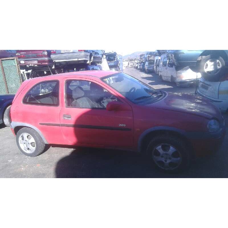 opel corsa b del año 2000