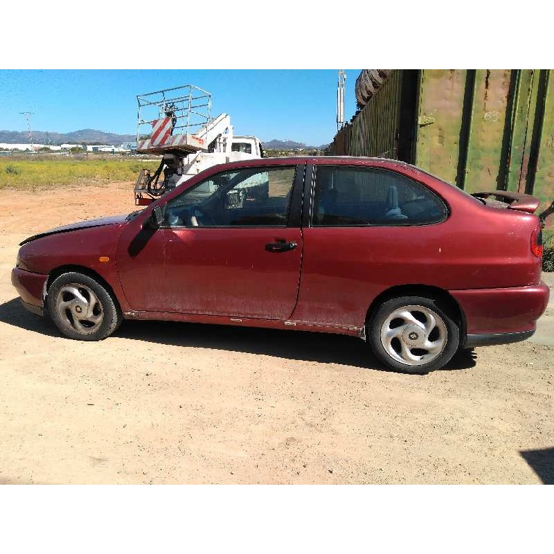 seat cordoba berlina (6k2) del año 1997