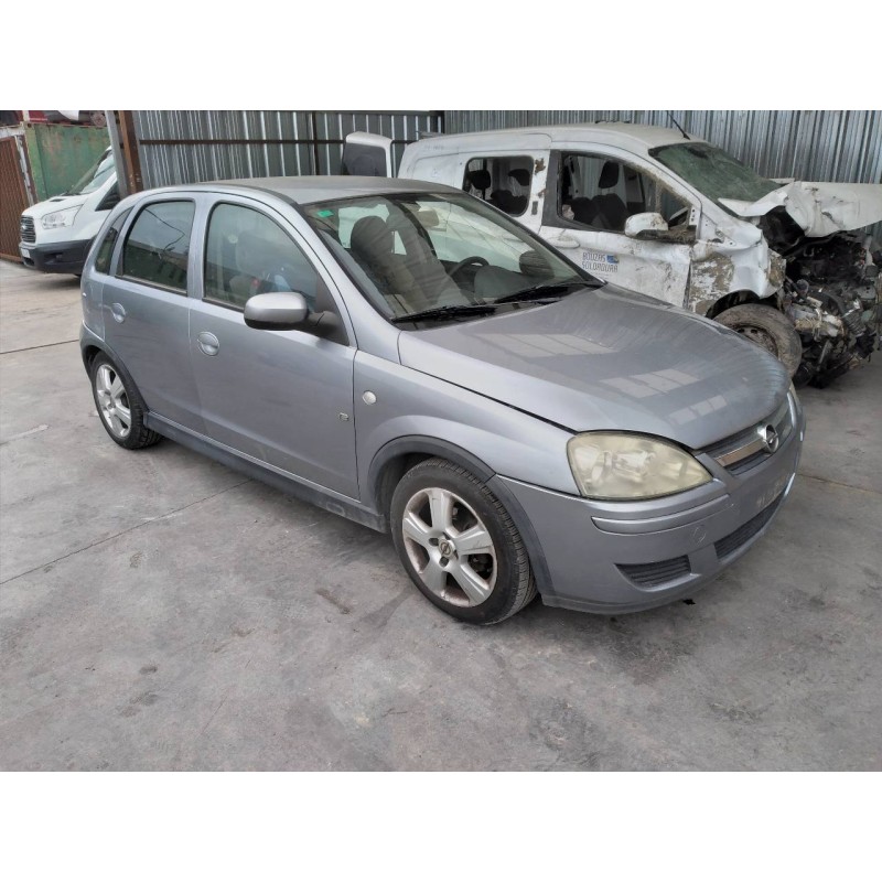 opel corsa c del año 2004