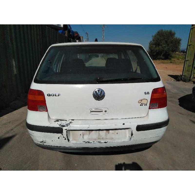 volkswagen golf iv berlina (1j1) del año 2001