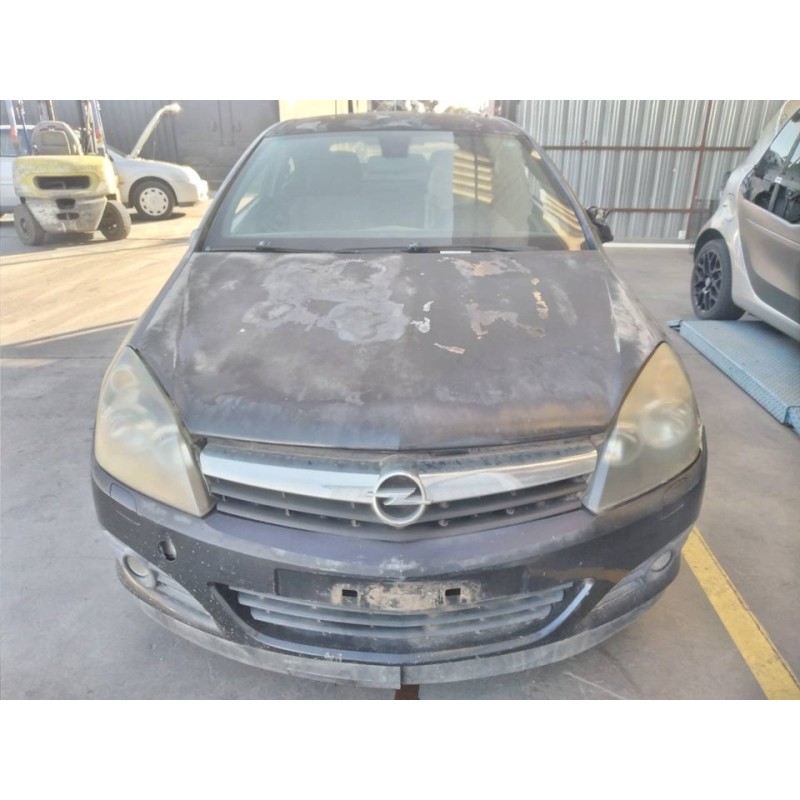 opel astra gtc del año 2005