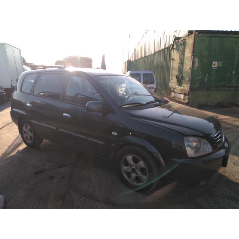 kia carens del año 2004