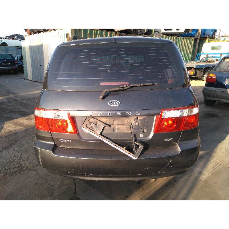 kia carens del año 2004