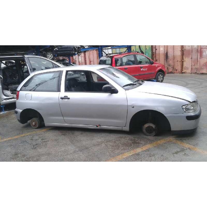 seat ibiza (6k1) del año 2000