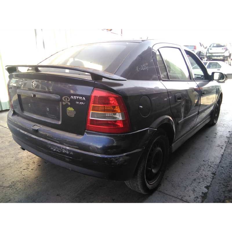 opel astra g berlina del año 1999