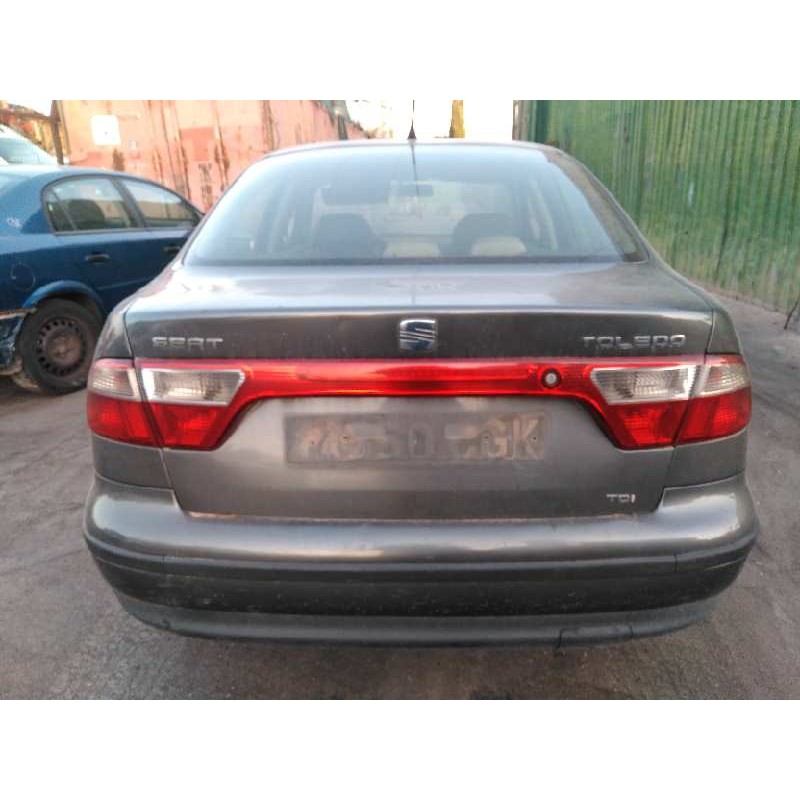 seat toledo (1m2) del año 2003