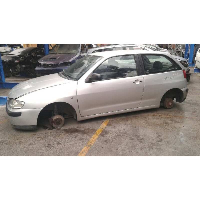 seat ibiza (6k1) del año 2000