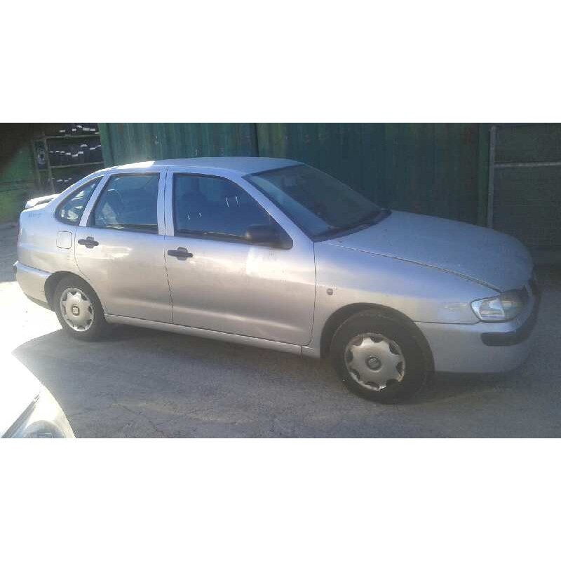 seat cordoba berlina (6k2) del año 2001