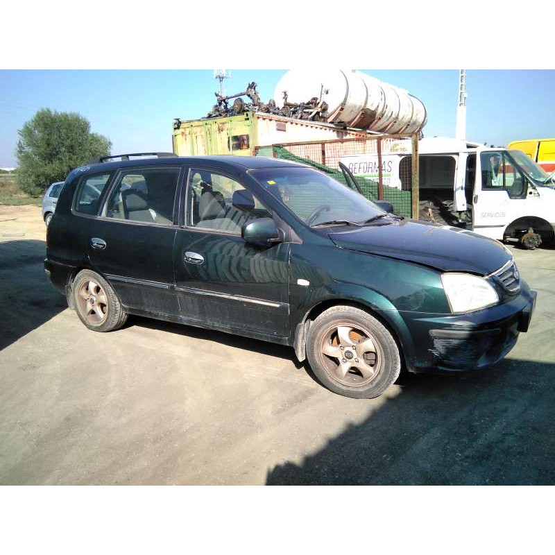 kia carens del año 2004