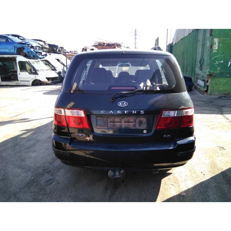 kia carens del año 2004